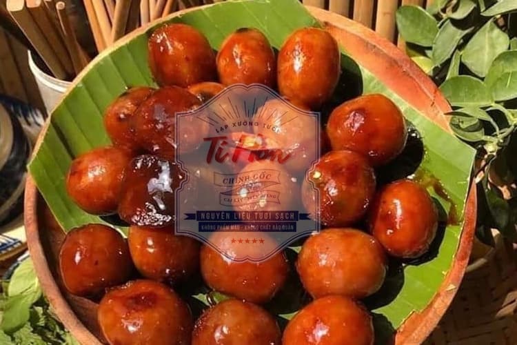 Hồ lô sa tế Tí Hon trong nia lá