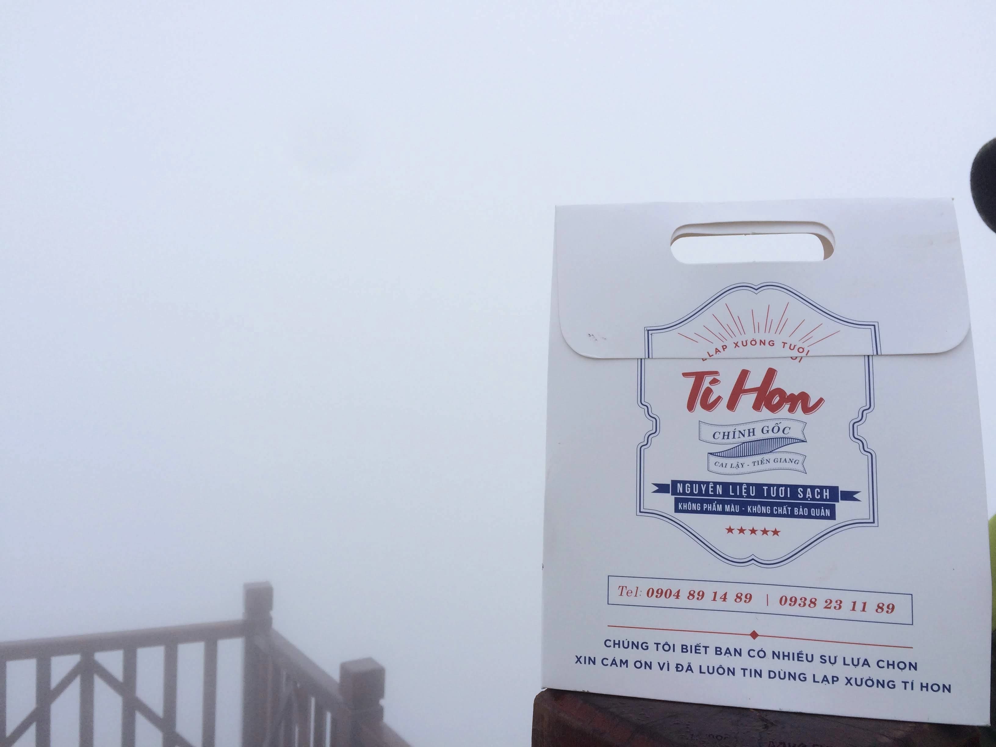 Lạp xưởng Tí Hon trên đỉnh Fanxipan
